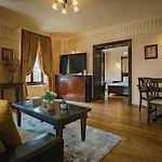 Premium Design With Private Balcony Apartment *